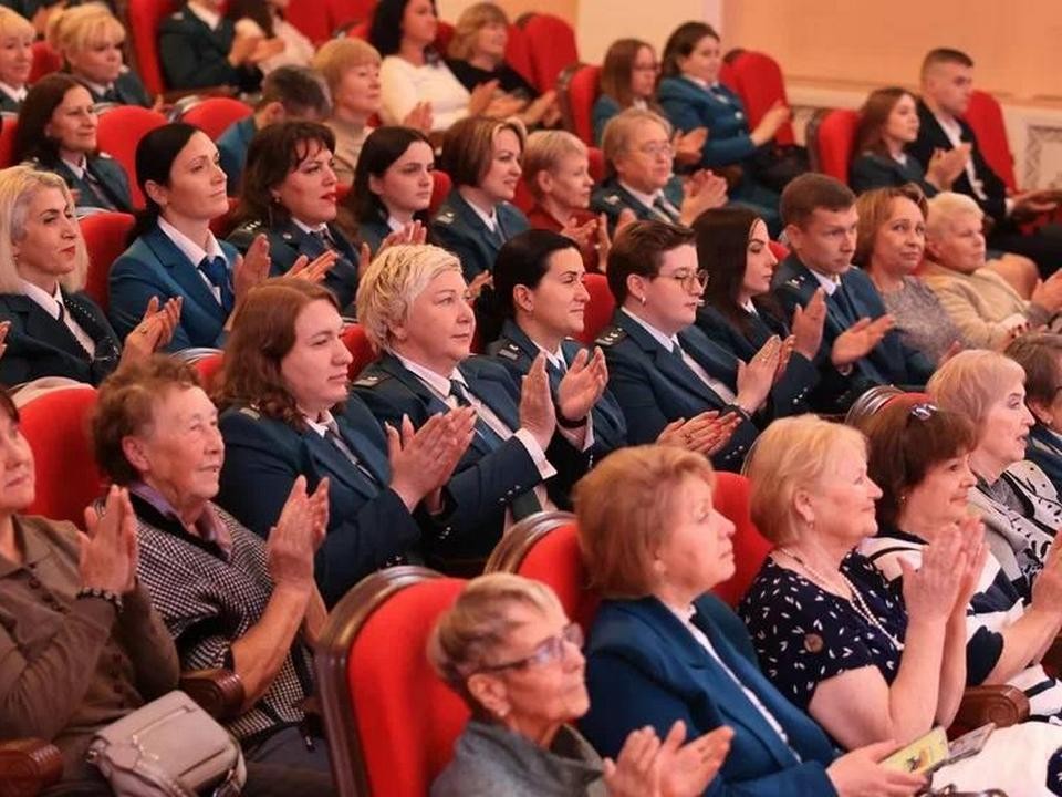 Сотрудники налоговой службы Королева получили награды к профпразднику