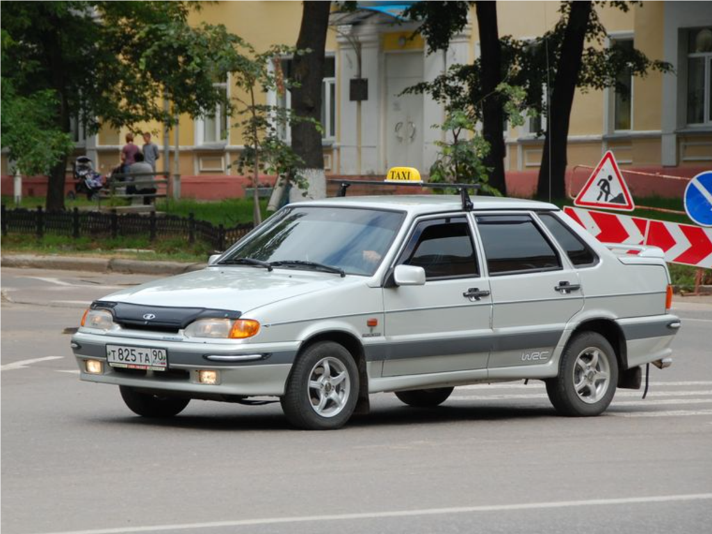 За нелегальное такси в аэропортах начнут штрафовать