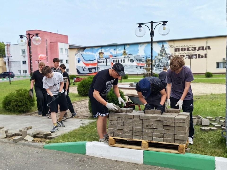 В Орехово-Зуевском округе завершилась первая смена трудового отряда для школьников