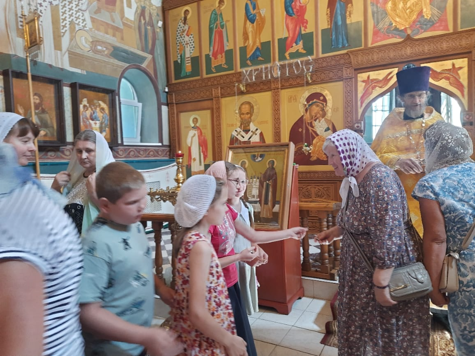 В Знаменском храме нашли необычный способ борьбы с матерщинниками