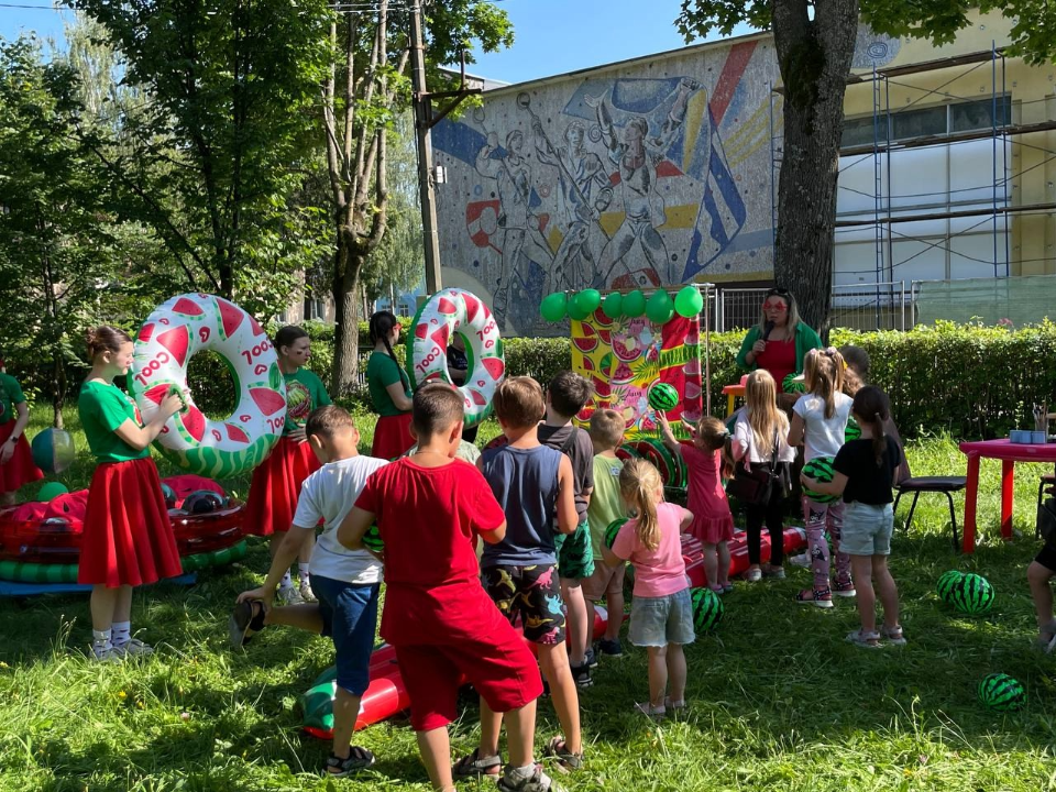 В Подольске для детей устроили арбузную вечеринку