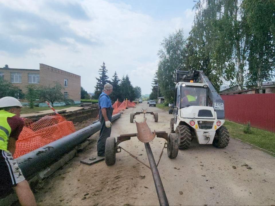 В Павловском к отопительному сезону поменяют проблемные трубы