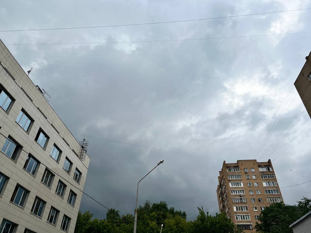 Синоптики назвали точную дату, когда аномальная жара спадет в Московском регионе