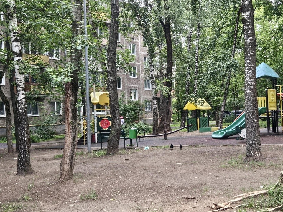 На улицах Дзержинского и Мясищева в Жуковском оборудуют новые детские площадки