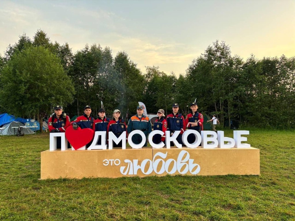 Студентки Красногорского колледжа приняли участие в военно-патриотических сборах