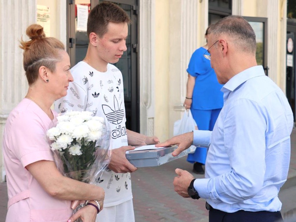 Мультистобалльника из Ступина поздравил депутат Госдумы