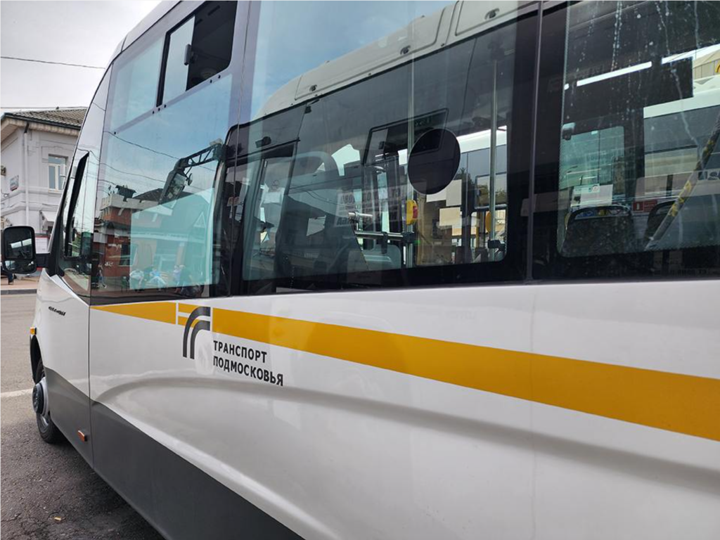 Автобусы №33 и 171 проверили на пунктуальность, прохладу в салоне и прием налички