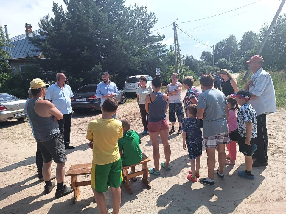 В деревне Новониколаевка установят современную детскую игровую площадку