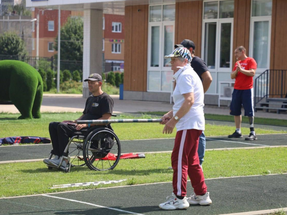 «Турнир поколений» по русским городкам объединил участников разных возрастов и возможностей
