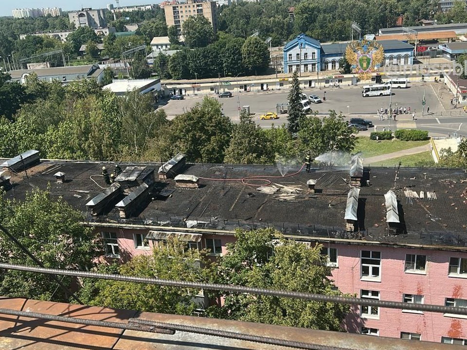 Прокуратура устанавливает обстоятельства пожара в пятиэтажке в Пушкино