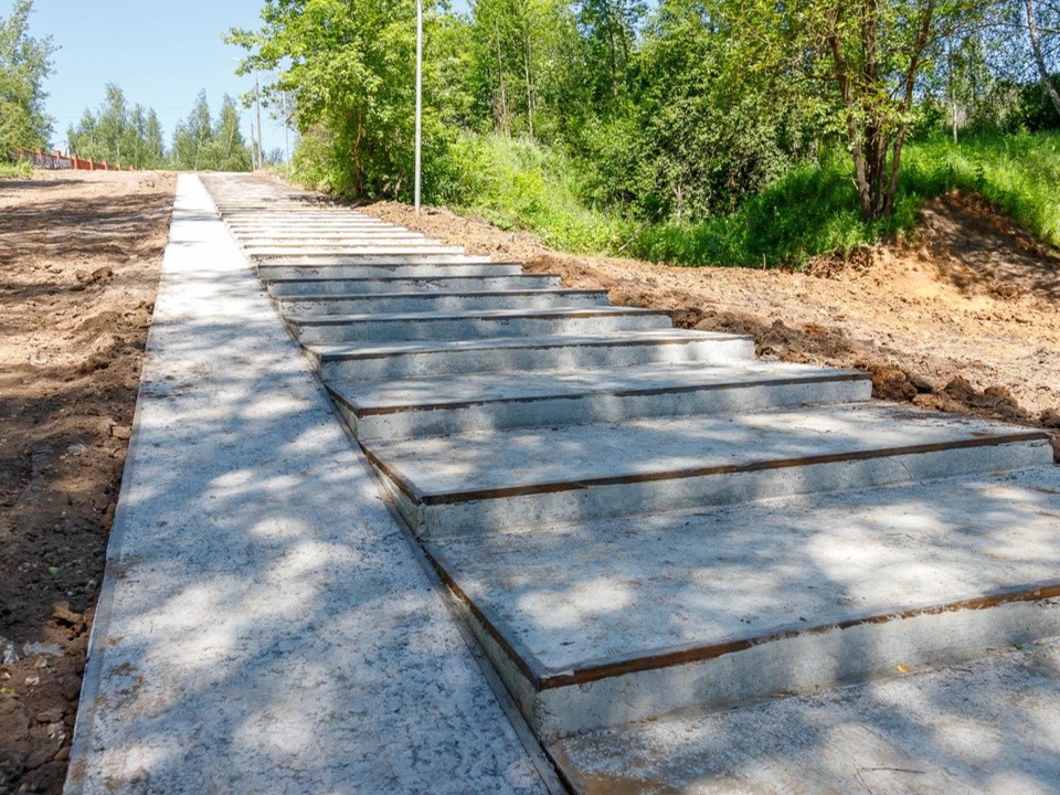 На пешеходной дорожки к «Тесне» установят камеры видеонаблюдения