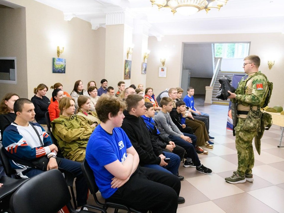 В Лыткарине наградили волонтеров за помощь бойцам специальной военной операции