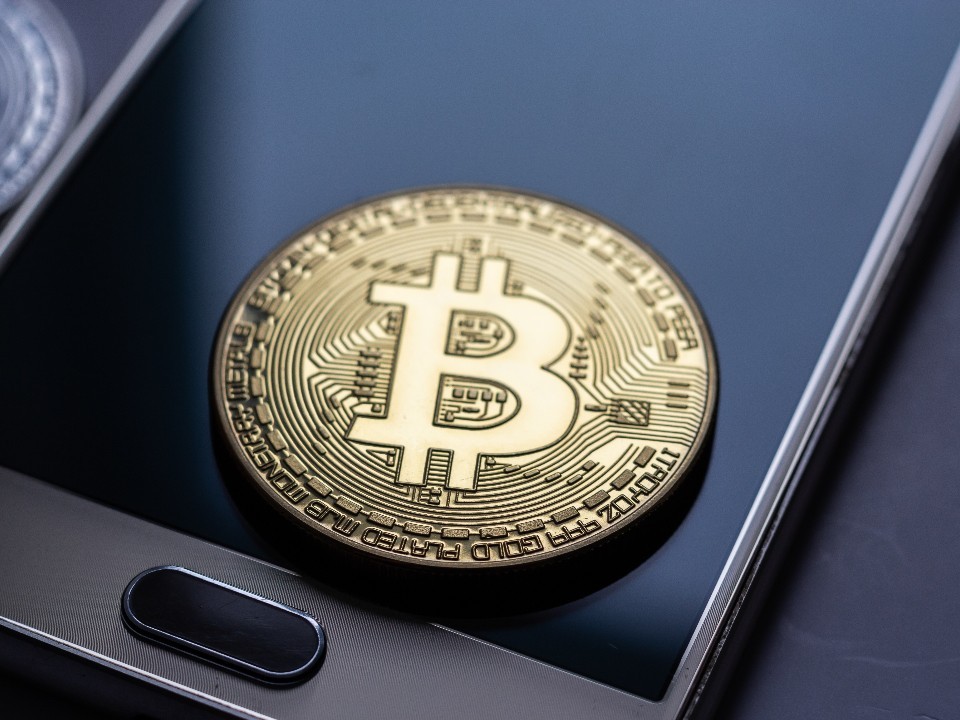 Мошенники придумали новую схему обмана с криптовалютой