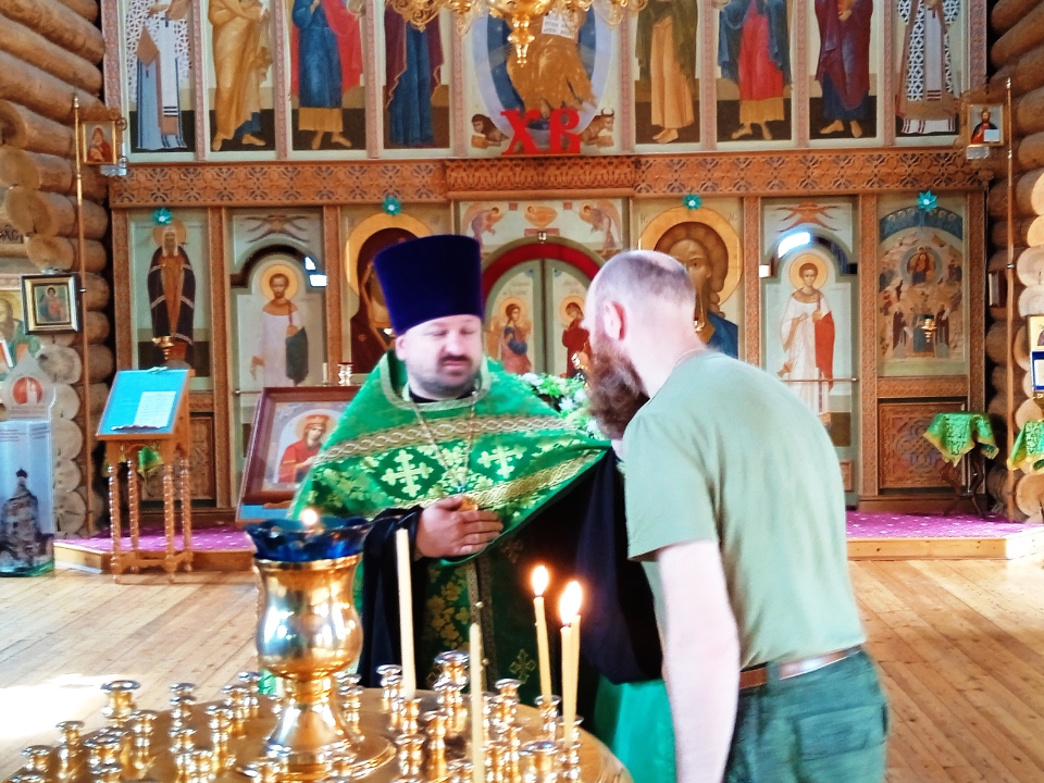 В Егорьевское казачье общество приняли 10 новых казаков