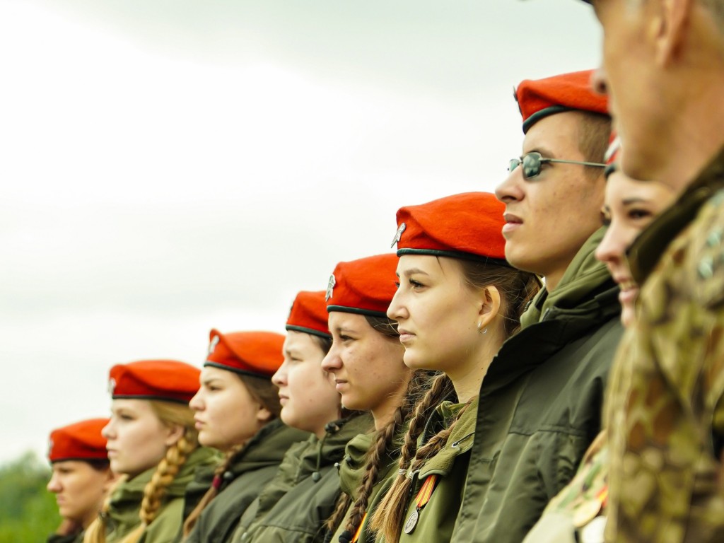 Испытание на прочность: на аэродроме Малино прошла военно-патриотическая игра «Вихрь»
