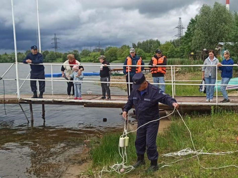 Спасатели Шатуры провели урок безопасности для детей