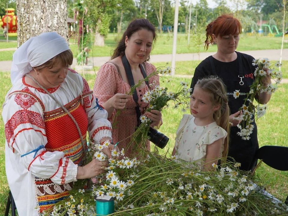 Бабушкиными пирогами и культурным марафоном отметили в Можайске праздник 8 июля