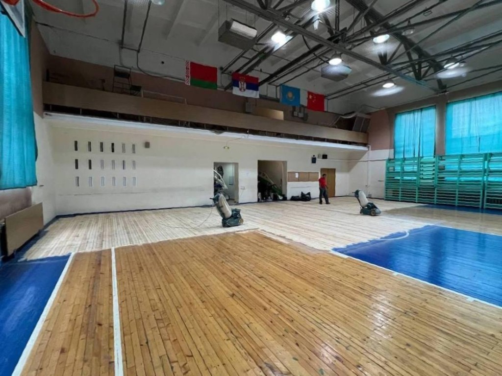 В спортшколе «Космос» обновят полы