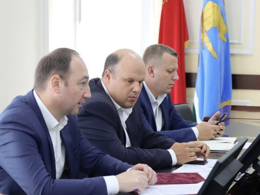 Жители Грызлова обратились в администрацию с вопросом о деятельности застройщика