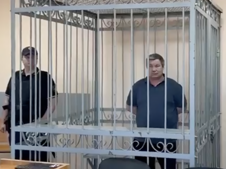 Суд вынес приговор водителю грузовика, протаранившего 12 легковушек на трассе М-2