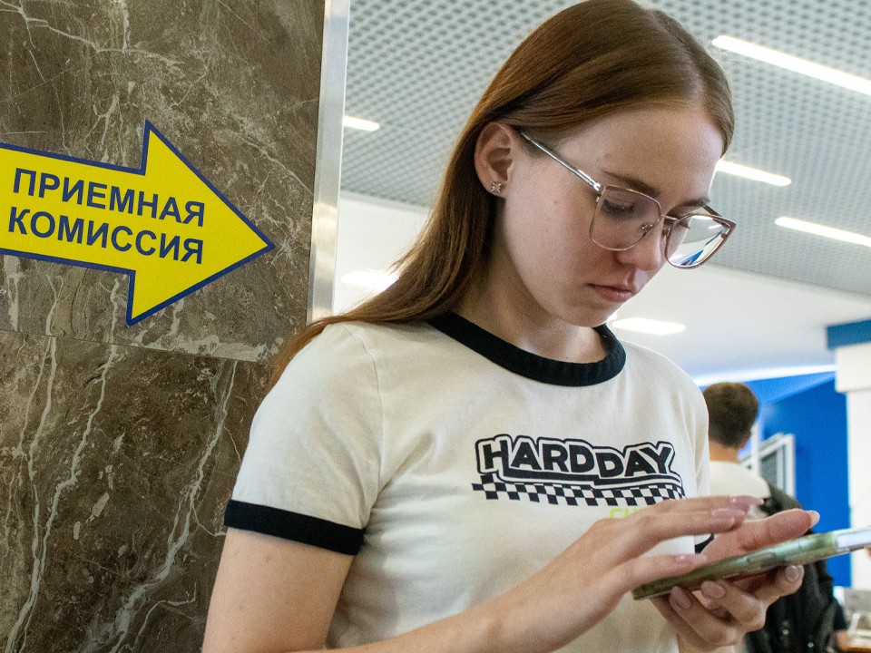 Мошенники по-новому атаковали выпускников