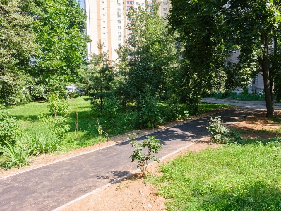 В Лыткарине начали строить тротуары