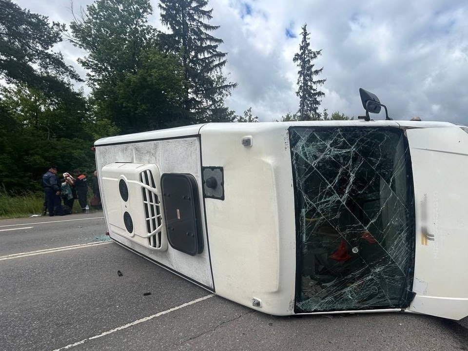 В результате ДТП с автобусом в Волоколамске пострадавших нет