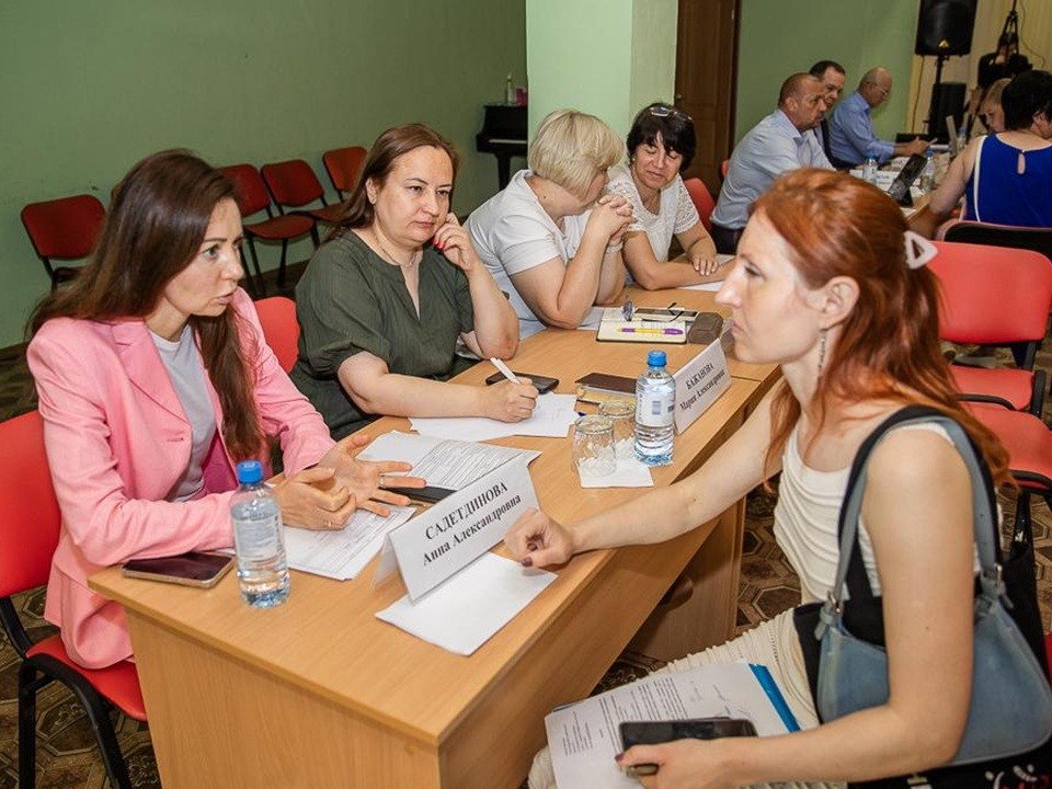 Глава Одинцова выслушал вопросы жителей на приеме в Кубинке