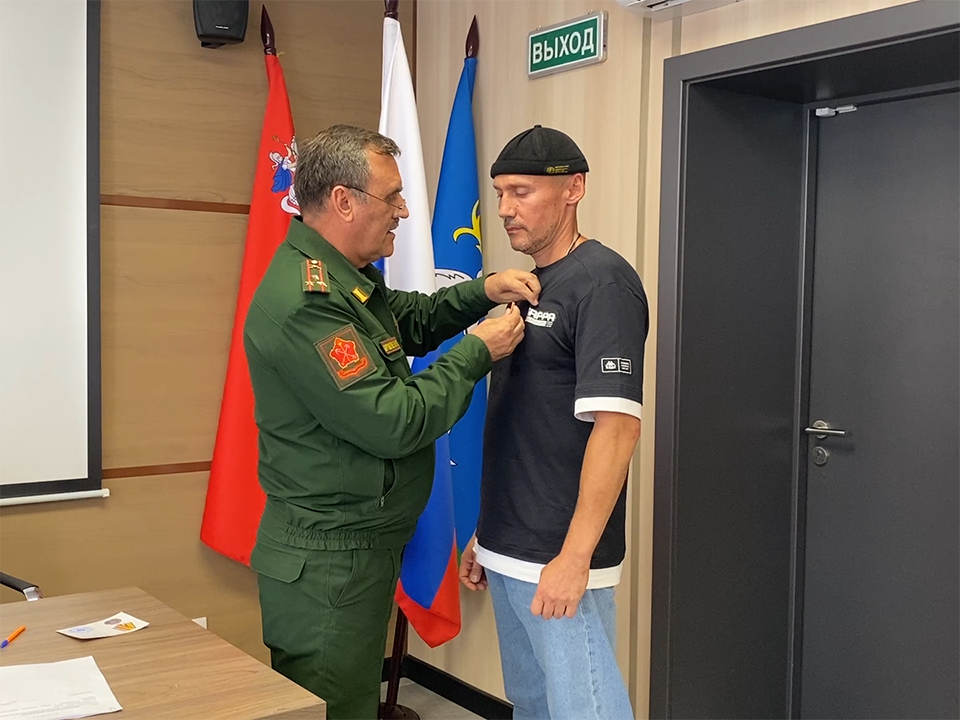 Герой СВО из Власихи, спасший детей из-под обстрела, получил заслуженную награду