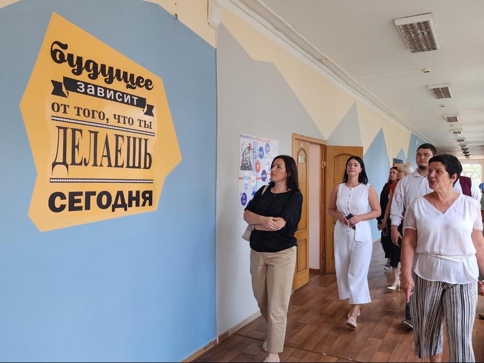 «Стену желаний» для учеников сделали в одной из школ Истры учителя