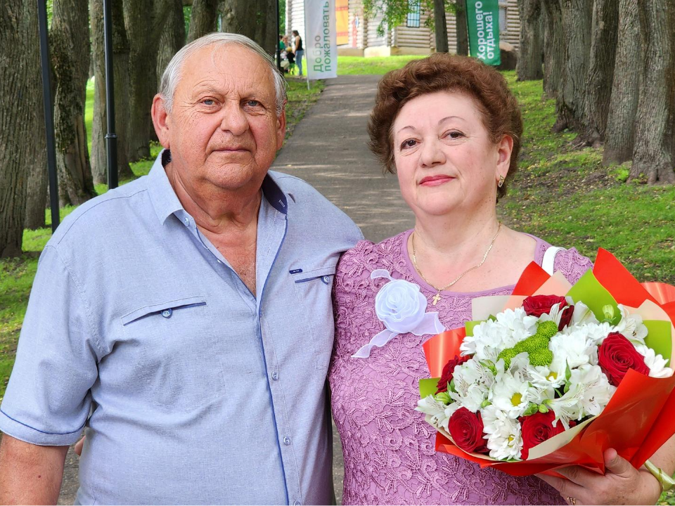 Служба соединила сердца: рузская семья Есаненко отпраздновала золотую свадьбу