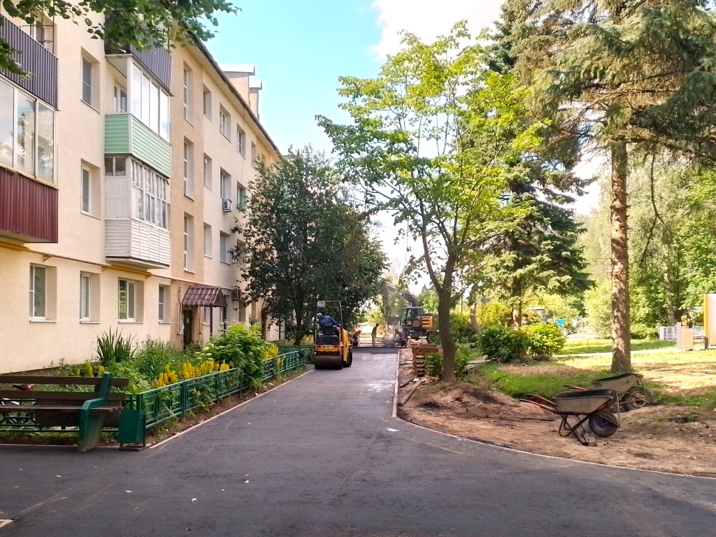 В Москворецком микрорайоне преобразится двор на улице Калинина