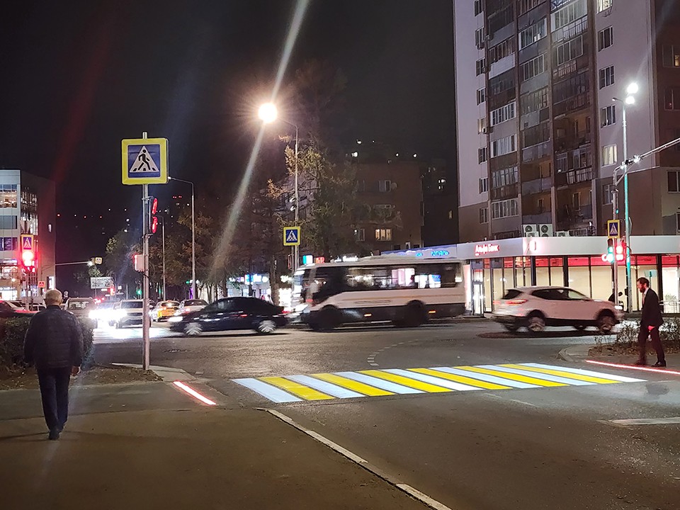 Пешеходные переходы дополнительно подсветили в Ивантеевке