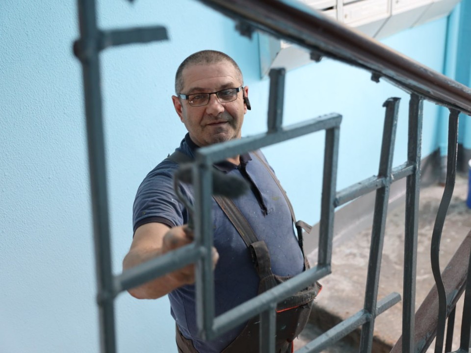 В Раменском завершают ремонт подъездов на Десантной и Гурьева