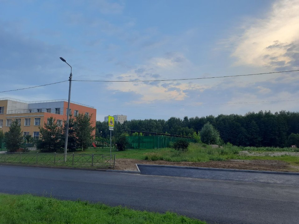 Новое асфальтовое покрытие положили на Заречной улице в Балашихе