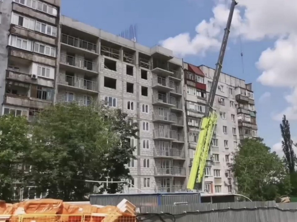 Уникальную строительную операцию завершают в Мариуполе специалисты Подмосковья