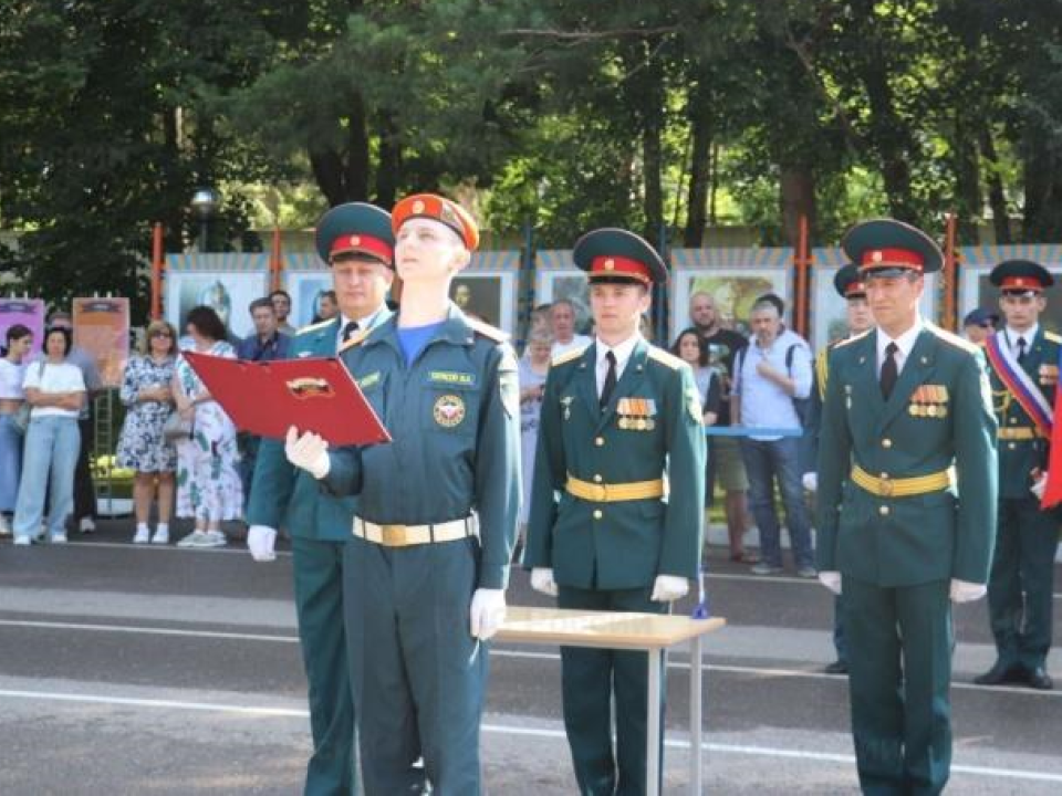 Молодые солдаты МЧС России принесли присягу в Рузе
