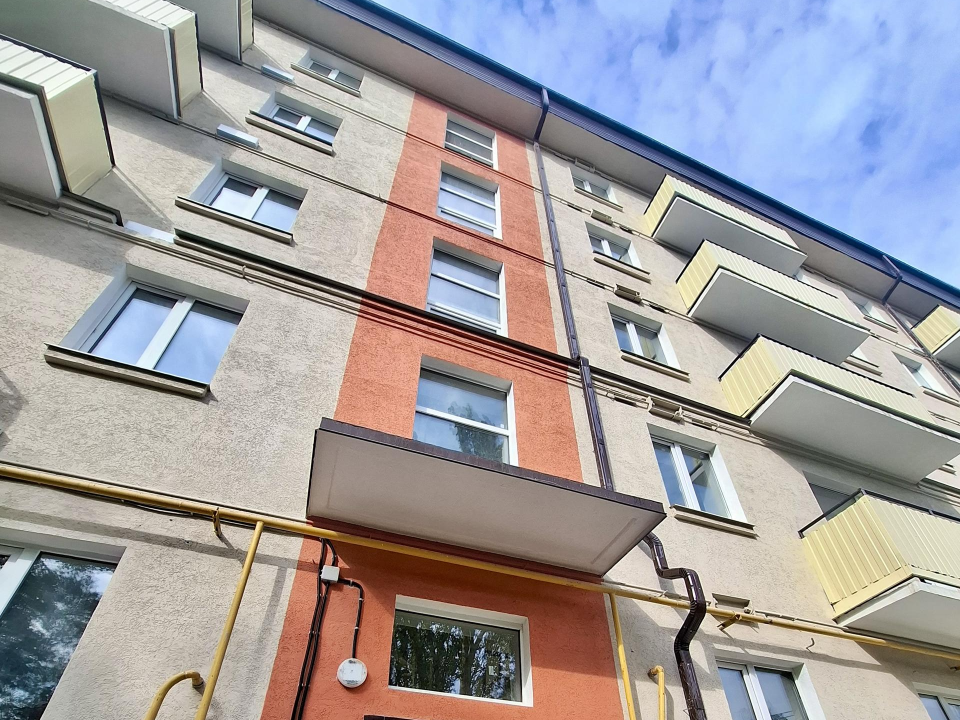 Эксперты технадзора начали приемку восстановленной пятиэтажки в Мариуполе