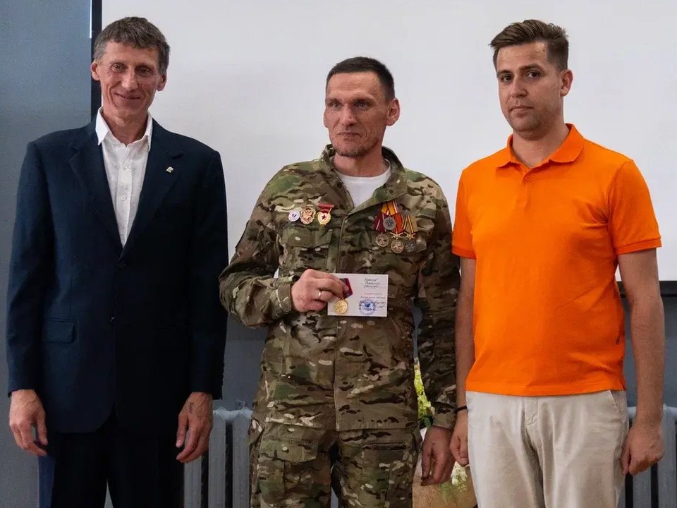 Герои СВО из Люберец получили медали «Ветеран боевых действий»