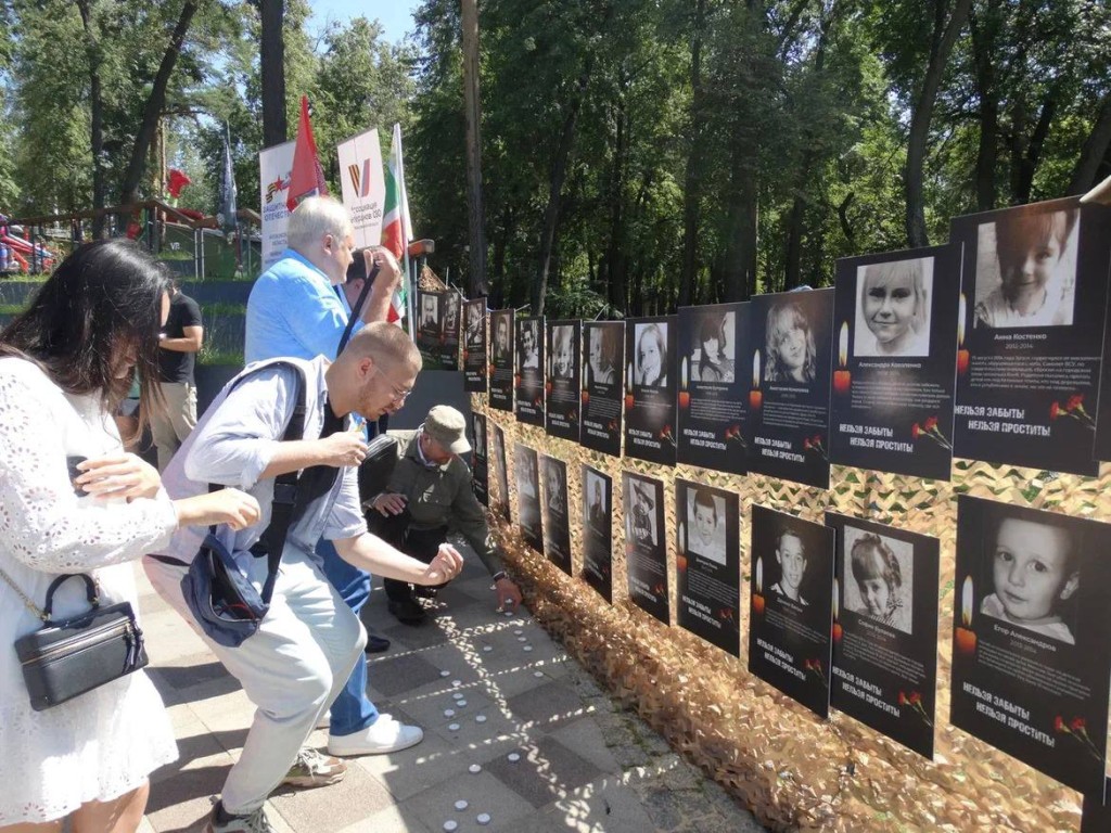 Окопные свечи зажгли в Раменском в память о детях, погибших на Донбассе