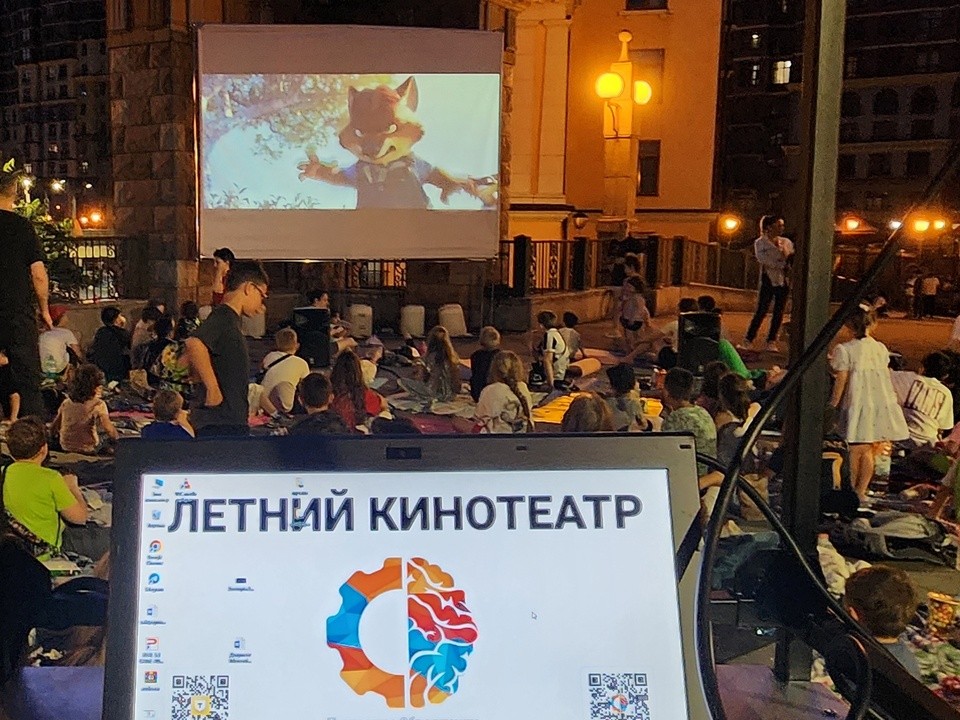 В Лотошинском парке бесплатно покажут кино под открытым небом