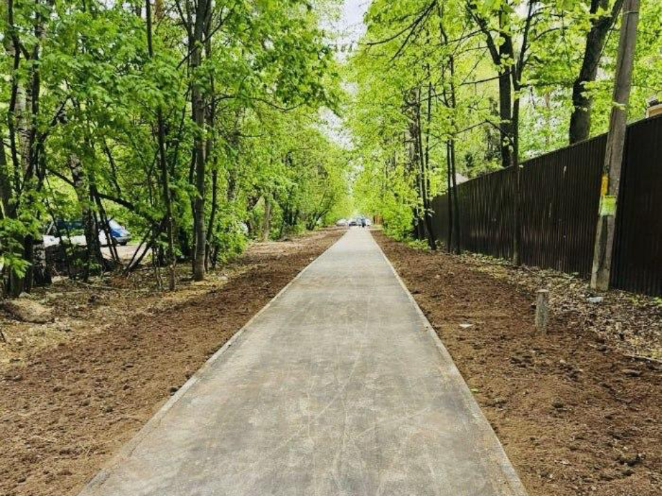 В Королеве обустроили 14 «народных троп» к школам и остановкам