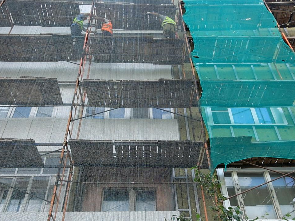 Капремонт пятиэтажки в Озерах завершится в августе