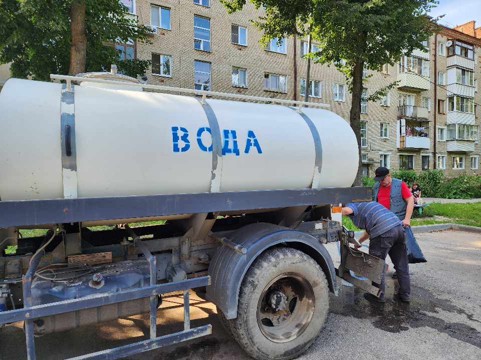 Воду на улицах Давыдова и Курчатова в Подольске включат после 14.30