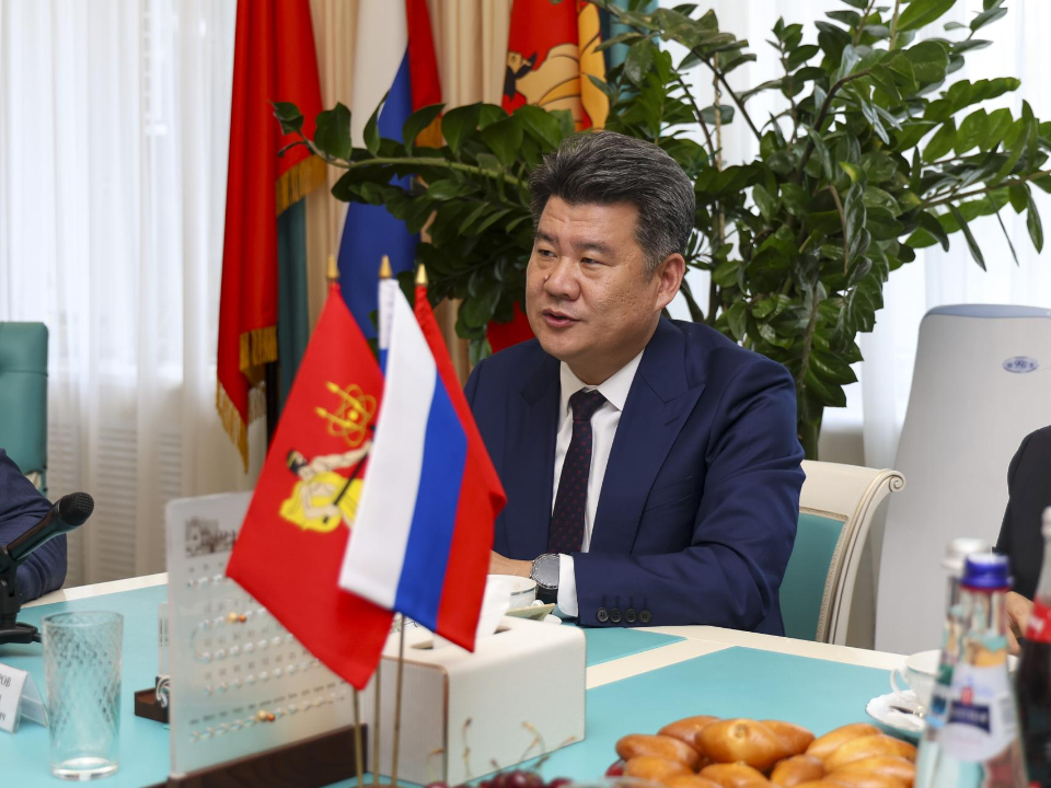 Электростальский школьник на китайском языке рассказал про свой город побратимам из Бэньси