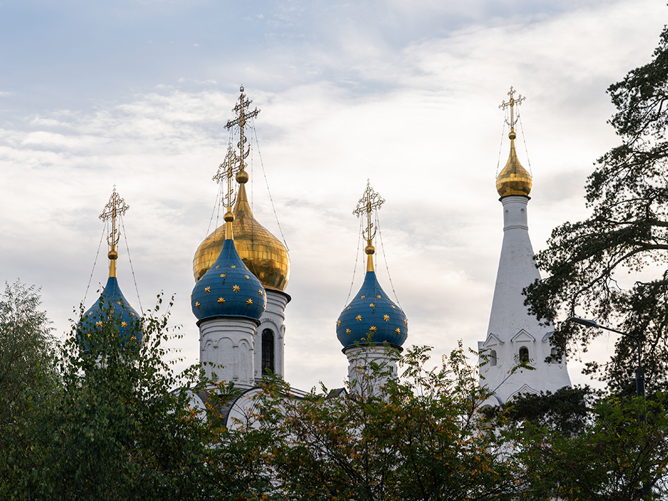 Храмы в Подмосковье помогут спастись от жары