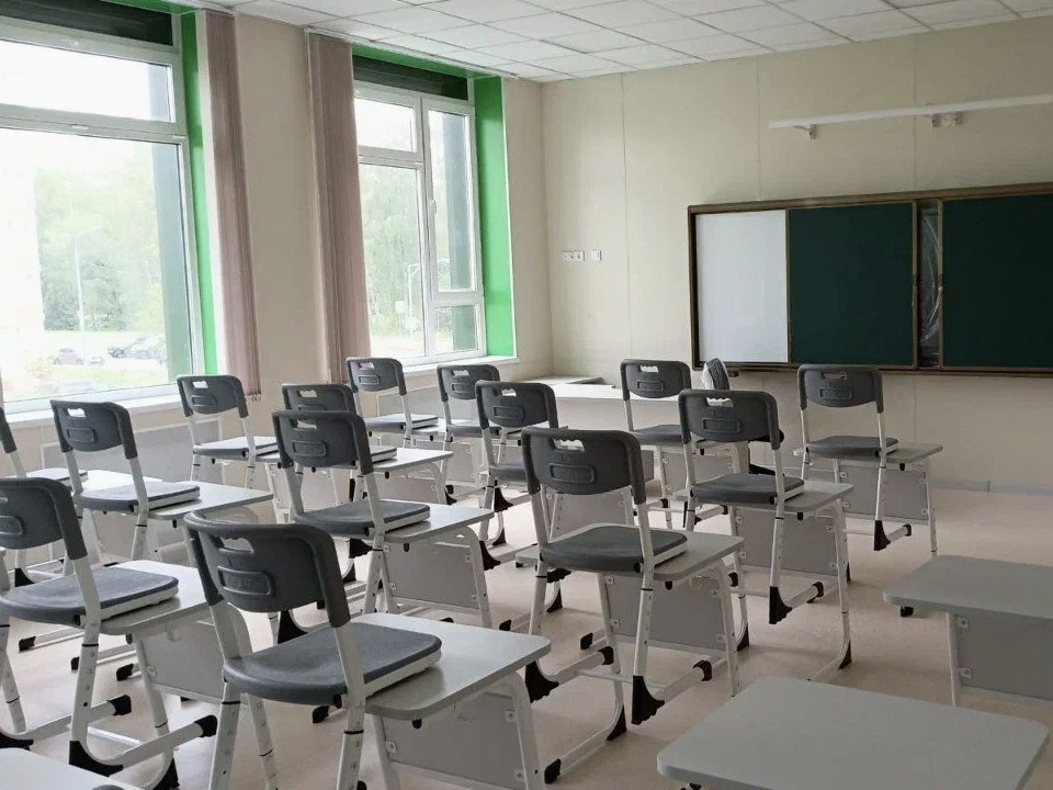 К 1 сентября в Подмосковье откроют школы для 30,6 тыс. детей