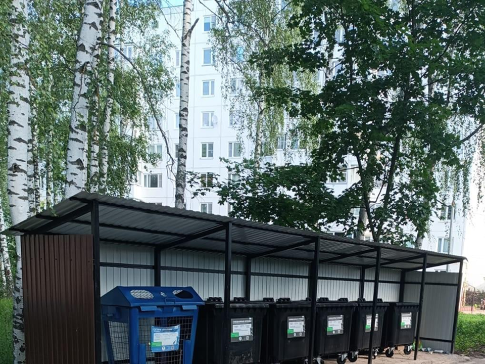 В Балашихе обновили три контейнерные площадки для раздельного сбора мусора