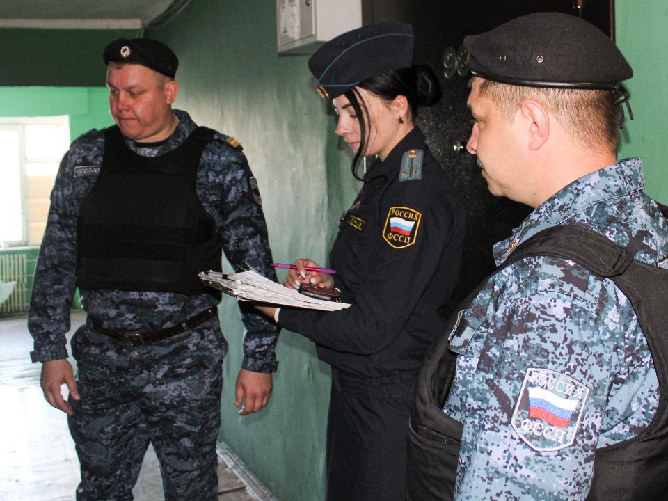 Судебные приставы помогли собственнику вселиться в спорную квартиру в Мытищах