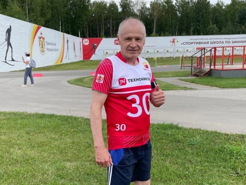 Сергей Завьялов из Рузы завоевал серебро на Кубке России по биатлону
